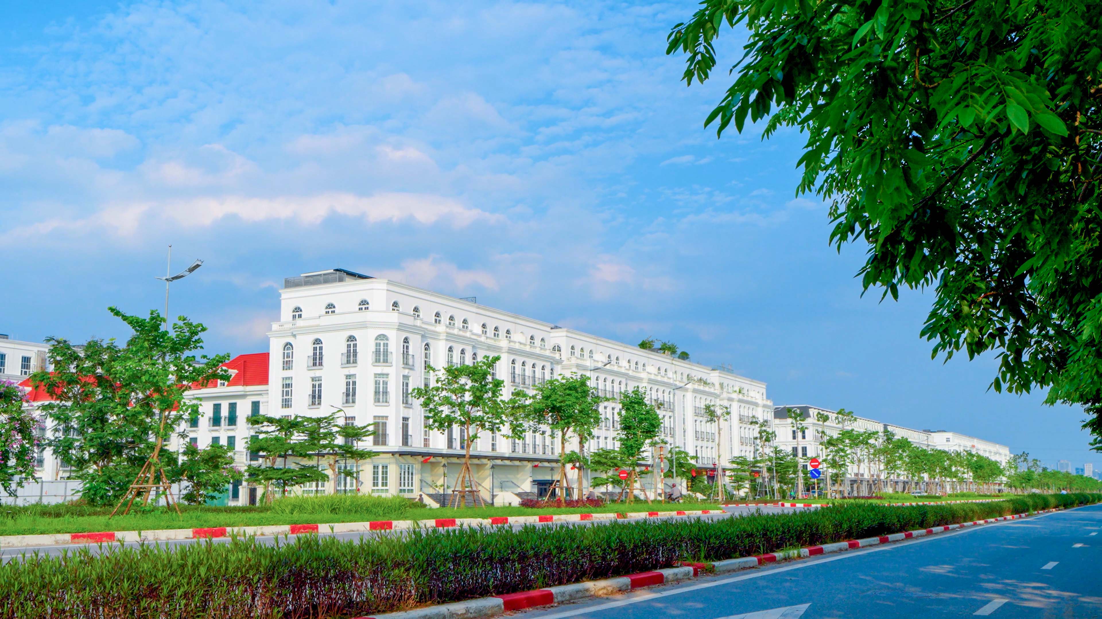 Shophouse Avenue Garden – Tâm Điểm Giao Thương Trên Đại Lộ Tây Thăng Long: Khi Vị Trí Kiến Tạo Dòng Tiền Vĩnh Cửu